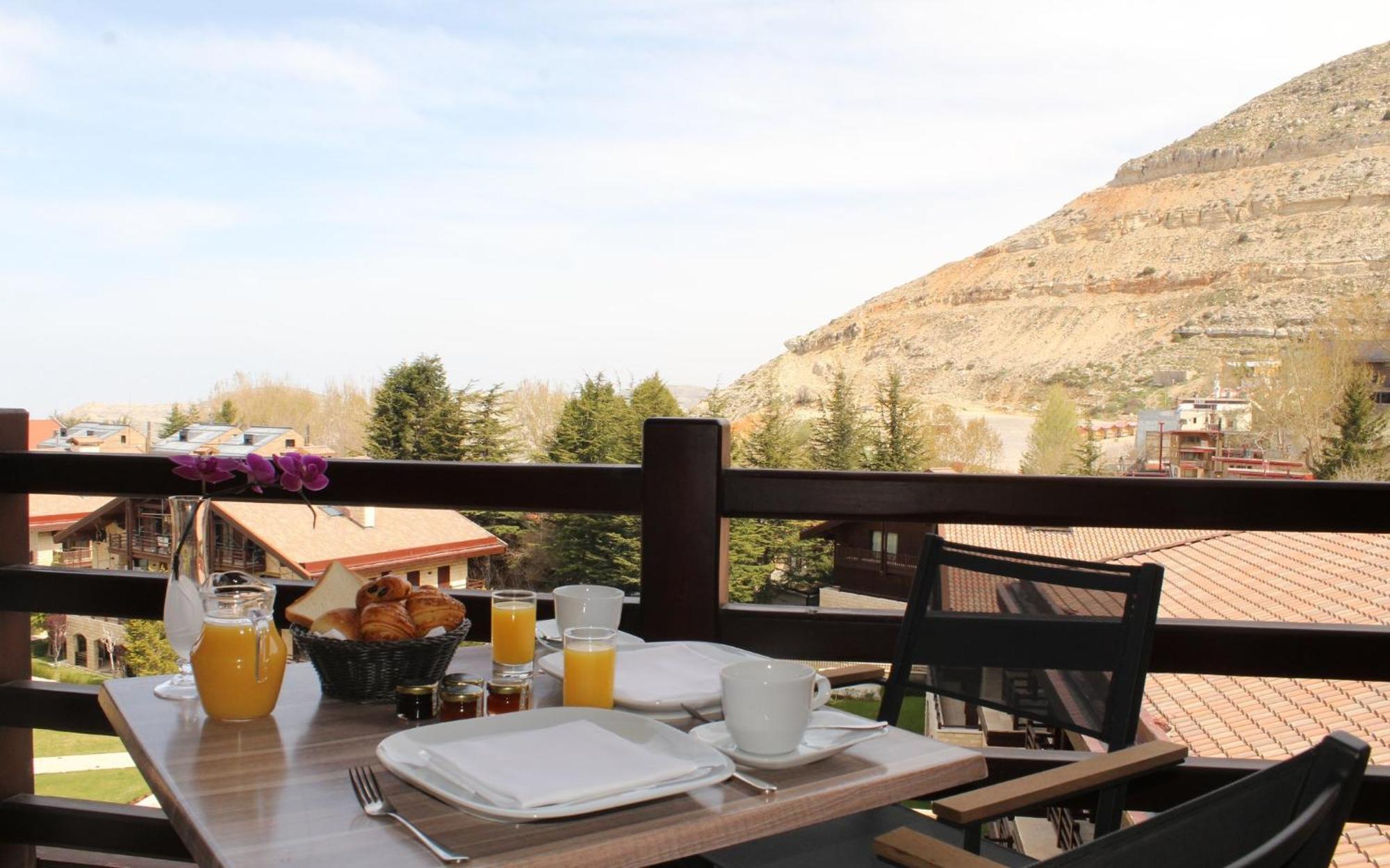 Intercontinental Mzaar Lebanon Mountain Resort & Spa By Ihg Mzaar Kfardebian Dış mekan fotoğraf