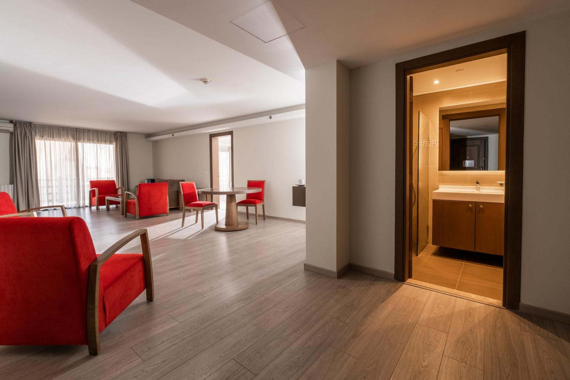 Intercontinental Mzaar Lebanon Mountain Resort & Spa By Ihg Mzaar Kfardebian Dış mekan fotoğraf