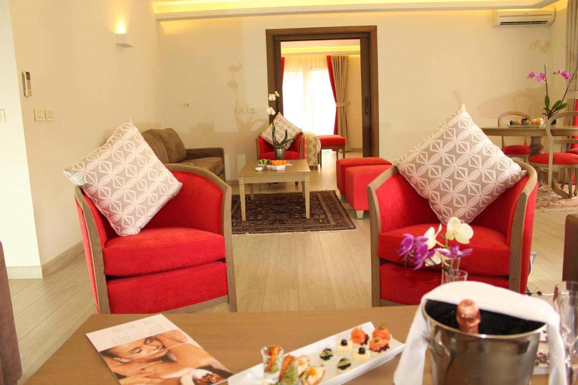 Intercontinental Mzaar Lebanon Mountain Resort & Spa By Ihg Mzaar Kfardebian Dış mekan fotoğraf